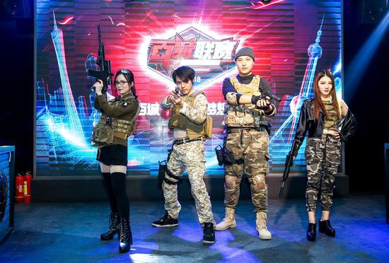 LPL Ale直播喷营销号带中上决裂节奏，却被营销号反喷像个文盲